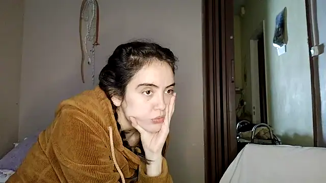 AishaGeisha live cam on StripChat