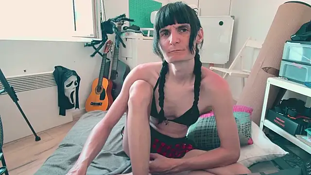 CeriseLapine webcam