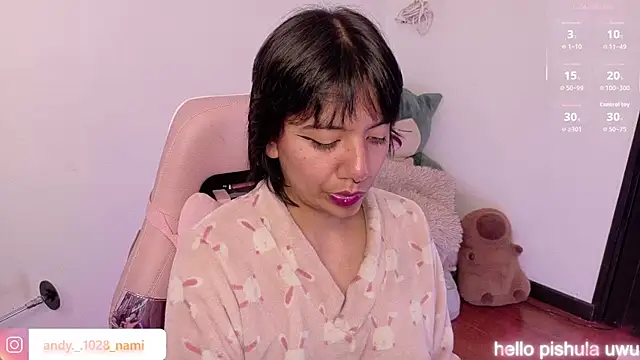 Nami_usagi live cam on StripChat