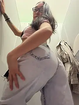 trytomakememoam webcam