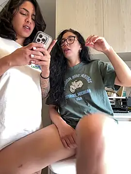 Alice_surprise webcam