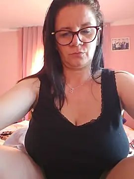KristenVega webcam