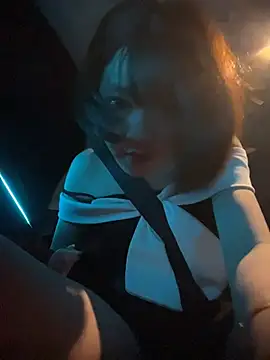 littleqiu live sex cam