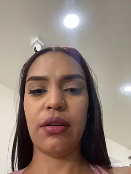 Sara-77 webcam