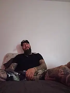 Beardedtattood webcam