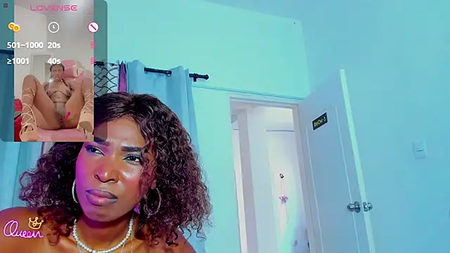 myblackdoope webcam