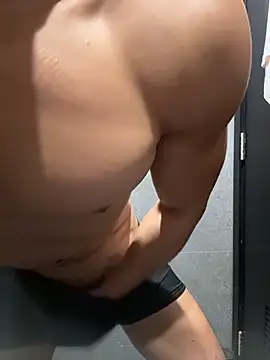 gooodboiii's live cam