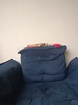 Meninaveneno26 live sex cam