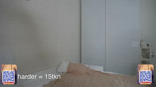 cream_fucks live cam on StripChat