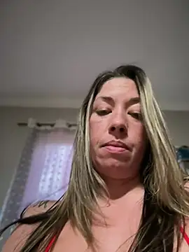 MiraKisss