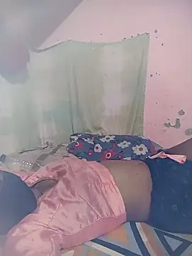 Desipari_777 webcam