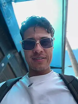 TavoHot_ webcam