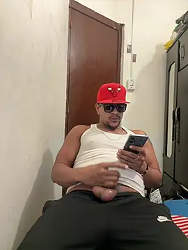 bigdick211292 webcam