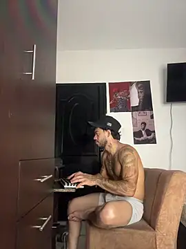 Kenny_romano webcam