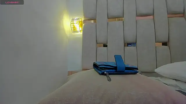 sarah_miller3 webcam
