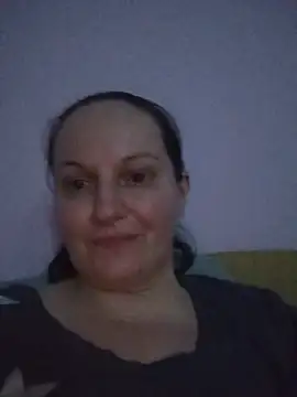 BustyLadyAlma webcam