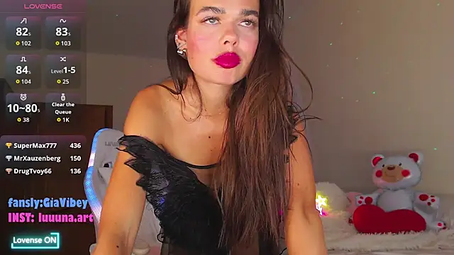 Gia_Vibey webcam