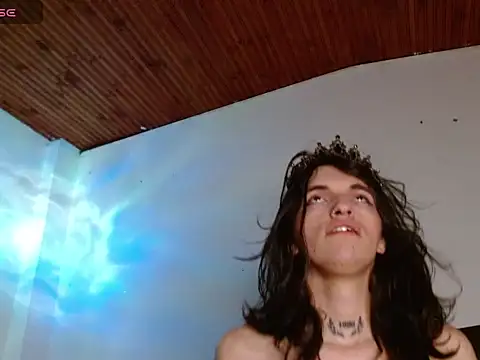 Scarlett_crastrawberry webcam