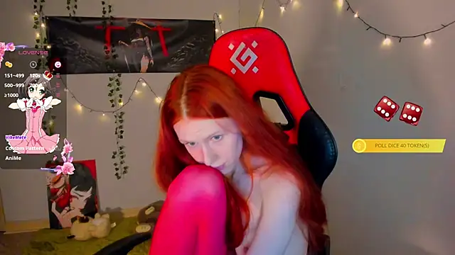 FruttiTatti live cam on StripChat
