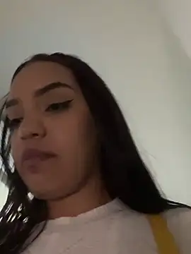 Sara-77 webcam