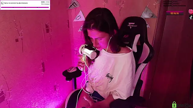 KristinaScott webcam
