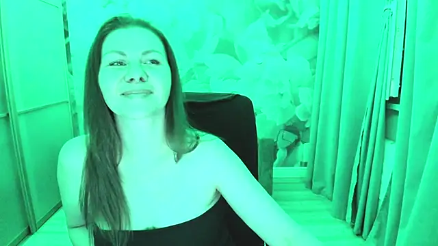 LunaKissesx webcam