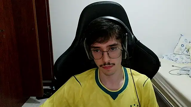gabrielNovin17cm webcam