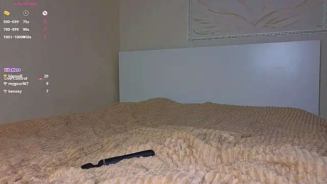 LitellyBella webcam