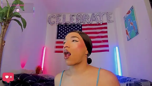 Naughty_Blue webcam