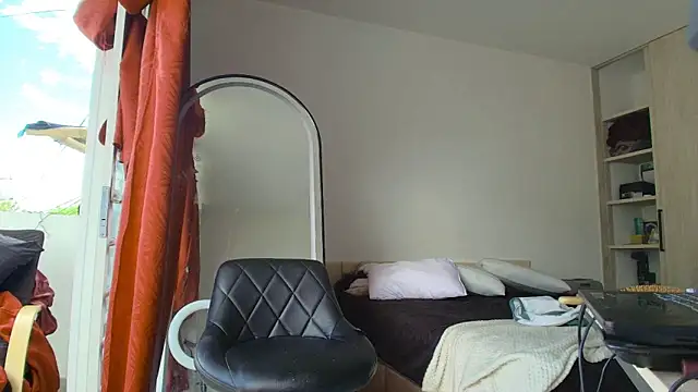 roxana_collins webcam