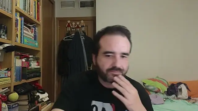 curiosillo83 webcam