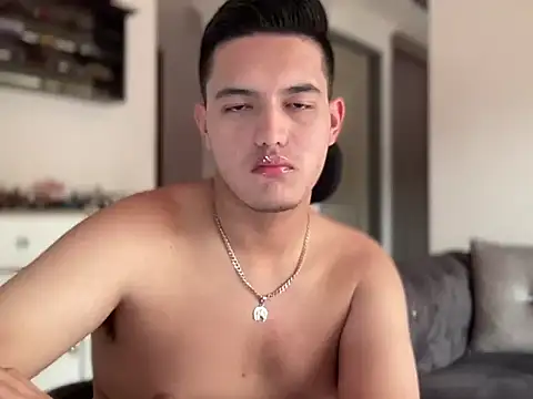 alexandergrey760886 webcam