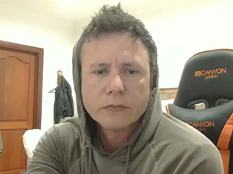 TroyDieselXXX webcam