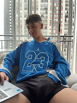 OLIVER_K webcam