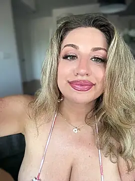 miamellycious webcam