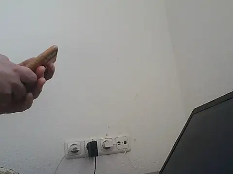 lickthehottie - Lickthehottie's free webcam - UK Sex Cams
