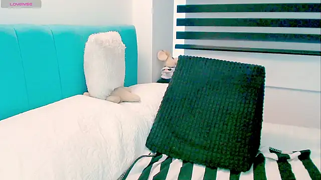 Kendraline1 webcam