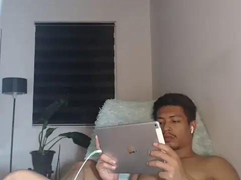 Asian_gregor webcam