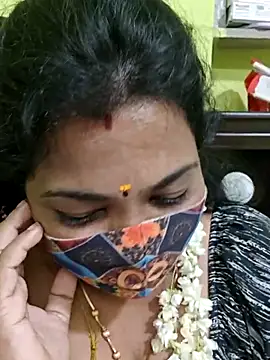 Tamil_Mithra webcam