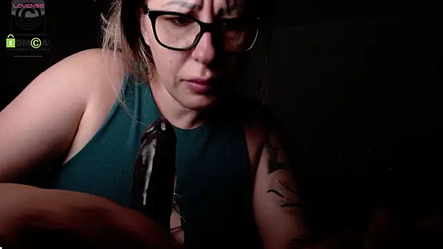 SonyaDevon webcam