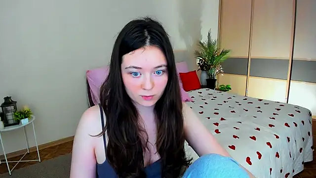 AlluringLookk webcam
