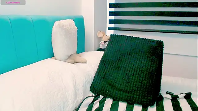Kendraline1 webcam