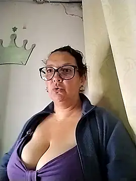 _Saraqueen-- webcam
