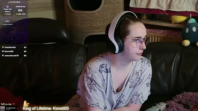 GamerGirl_Eve webcam