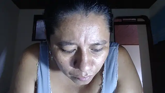 adrixxx38 webcam