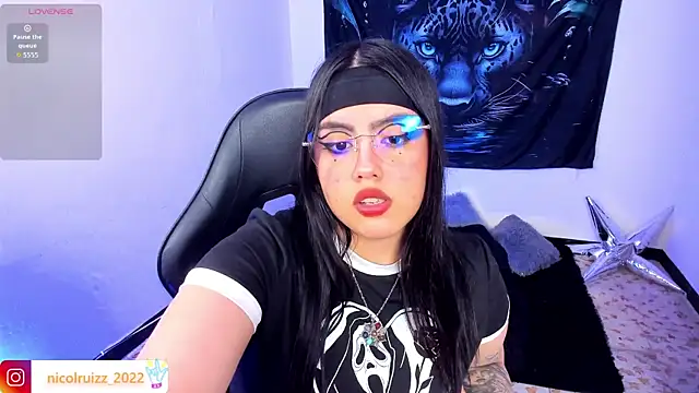 Nicolle_Ruizz webcam