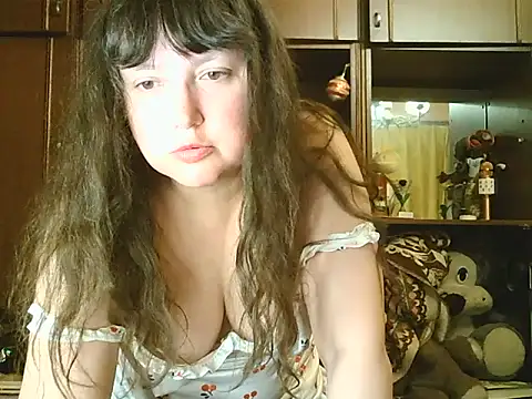 CarrieQPeach webcam