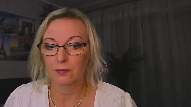 vanessa_chat