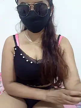 Aarti909090 webcam