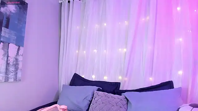 blush_bloom webcam